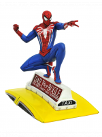 Figurka Spider-Man - Spider-Man On Cab Diorama (DiamondSelectToys) (uszkodzone opakowanie)