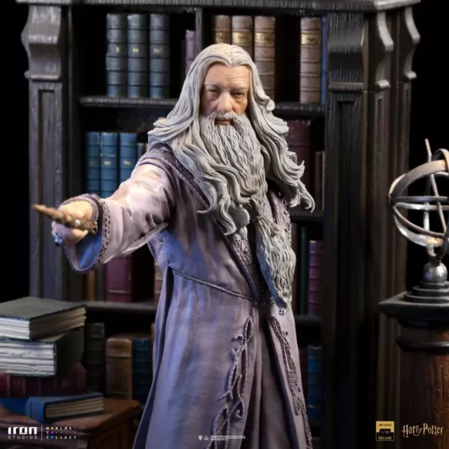 Figurka Harry Potter - Albus Dumbledore Deluxe Art Scale 1/10 (Iron Studios)