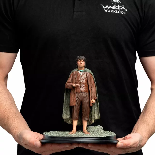 Figurka Władca Pierścieni - Frodo Baggins Classic Series Statue 1/6 39 cm (Weta Workshop)